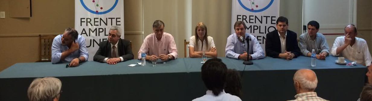 BINNER Y STOLBIZER EN AZUL Y OLAVARRIA